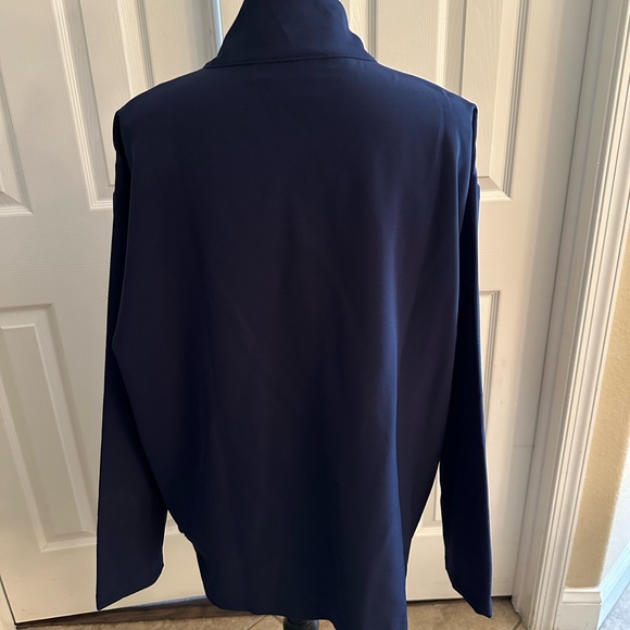 NWOT Large navy front zip jacket w/ fashionable loop designs and mandarin collar - Picture 2 of 8